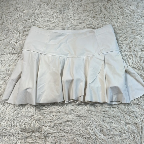 lululemon athletica Pants - Lululemon Lost In Pace Skirt (Tall) White